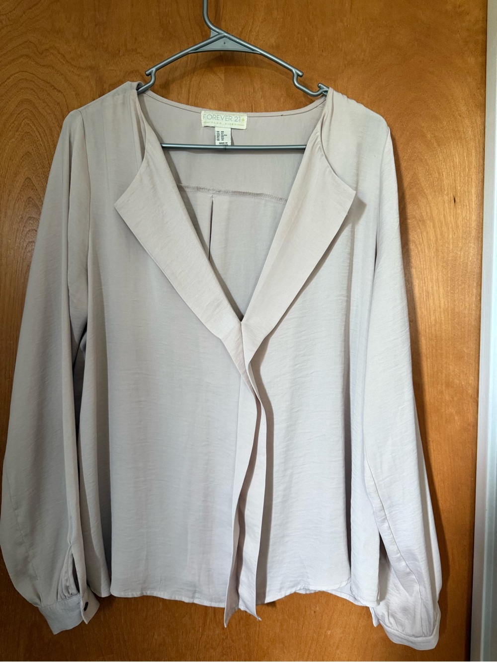 Forever 21 Beige Tie-Front V-Neck Blouse Sx OX